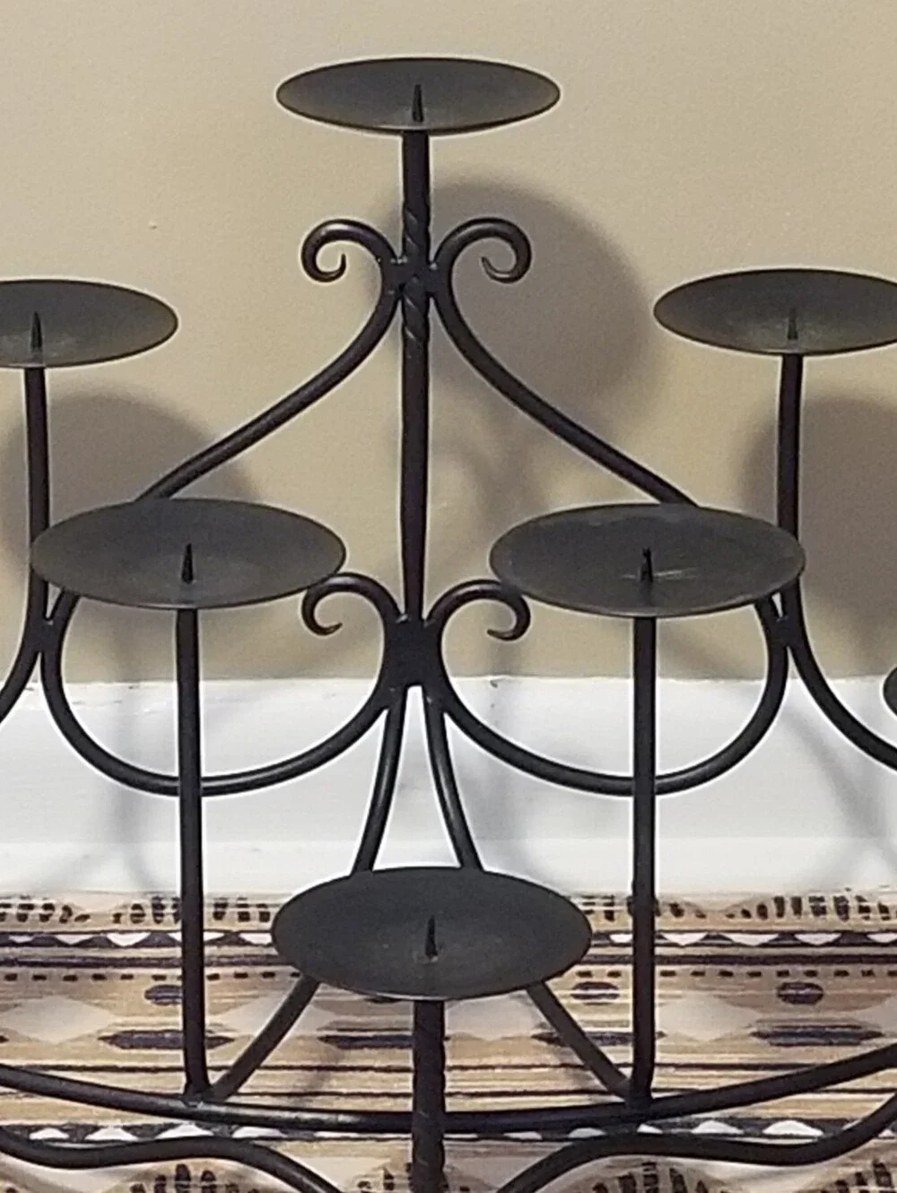 N/A elegant traditional